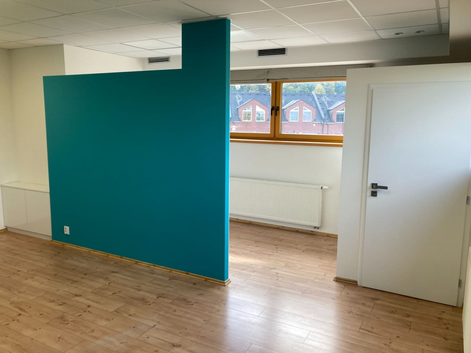 Pronájem nebytového prostoru 120 m², Červenohrádecká, Plzeň, Plzeňský kraj Pronájem nebytového prostoru 120 m², Červenohrádecká, Plzeň, Plzeňský kraj