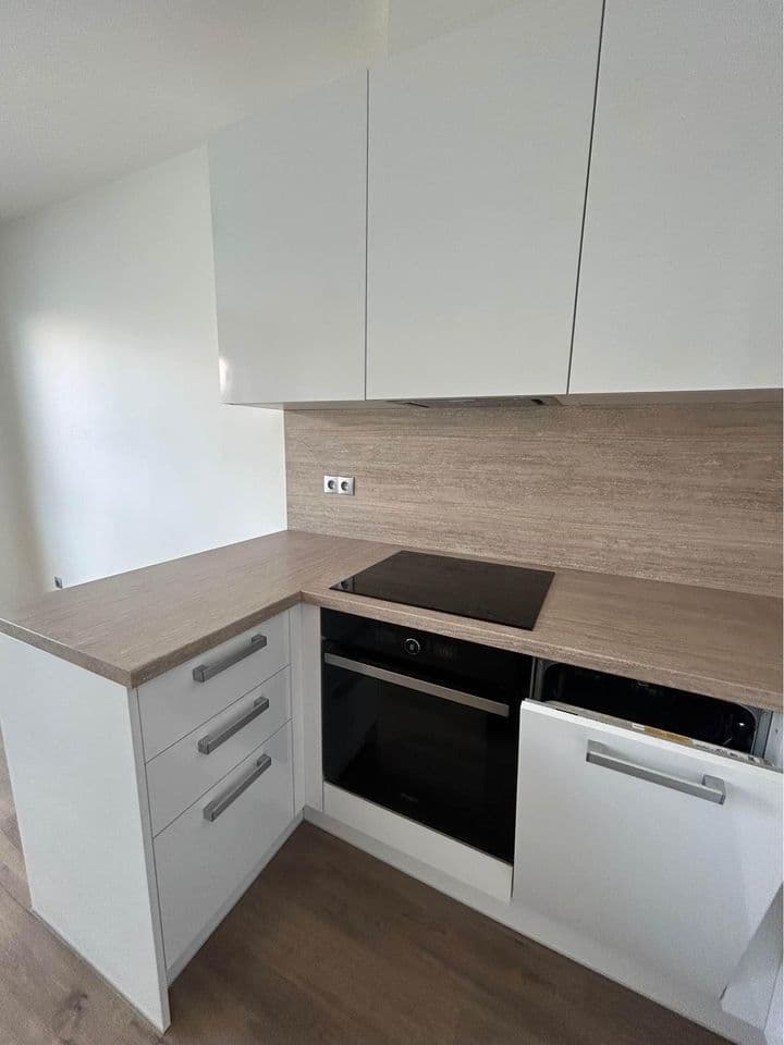Pronájem bytu 2+kk 44 m², Veltruská, Praha, Praha Pronájem bytu 2+kk 44 m², Veltruská, Praha, Praha