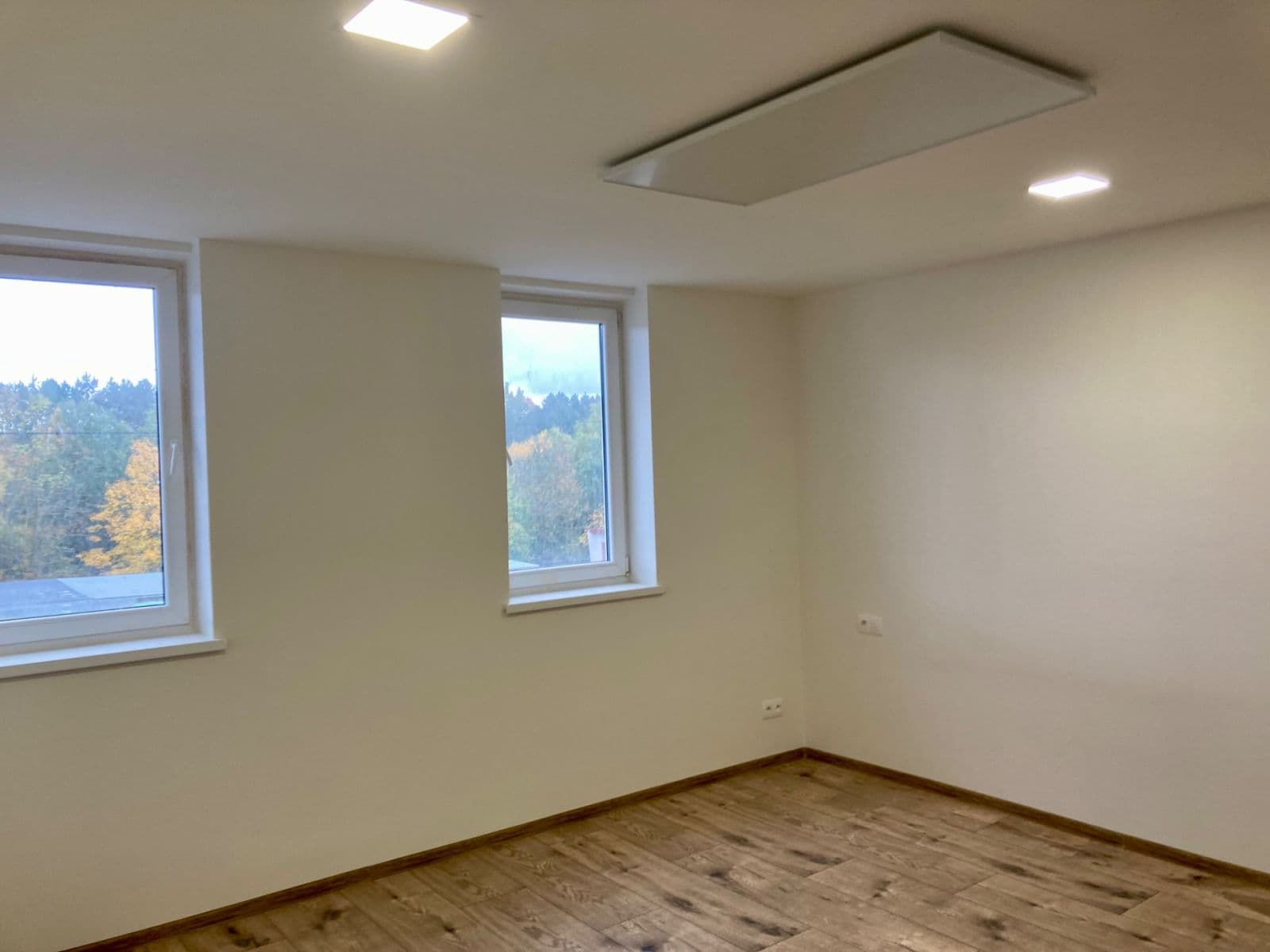 Prodej bytu 3+1 75 m², Dlouhá, Karlovy Vary, Karlovarský kraj Prodej bytu 3+1 75 m², Dlouhá, Karlovy Vary, Karlovarský kraj
