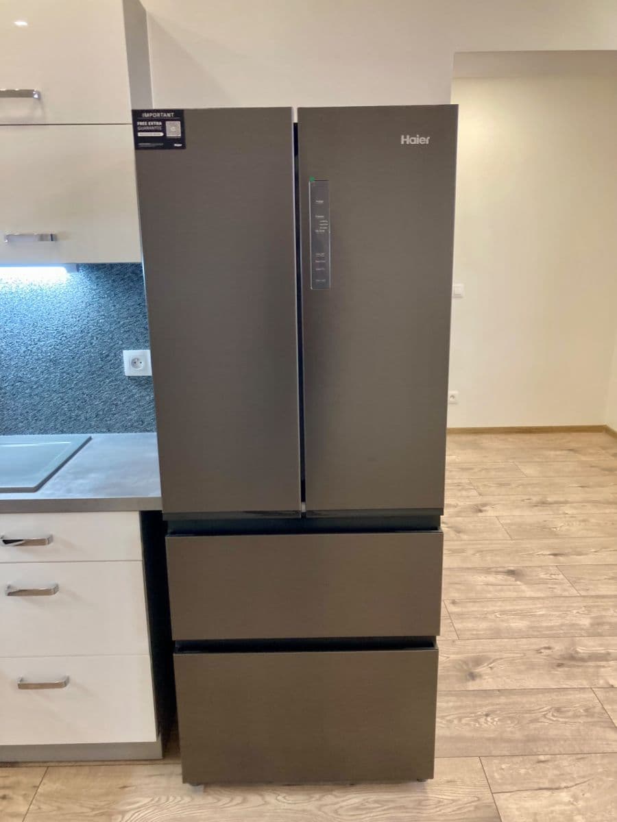 Prodej bytu 3+1 75 m², Dlouhá, Karlovy Vary, Karlovarský kraj Prodej bytu 3+1 75 m², Dlouhá, Karlovy Vary, Karlovarský kraj