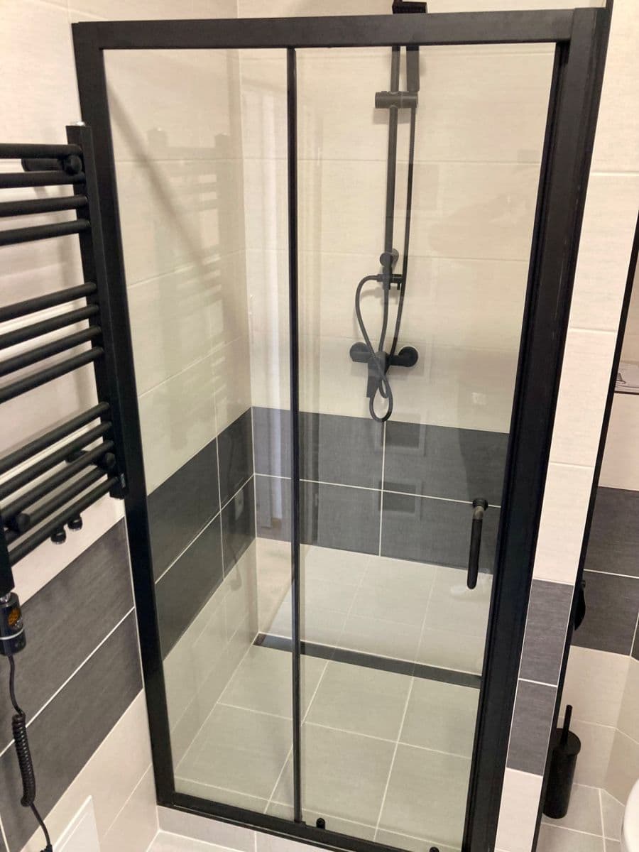 Prodej bytu 3+1 75 m², Dlouhá, Karlovy Vary, Karlovarský kraj Prodej bytu 3+1 75 m², Dlouhá, Karlovy Vary, Karlovarský kraj