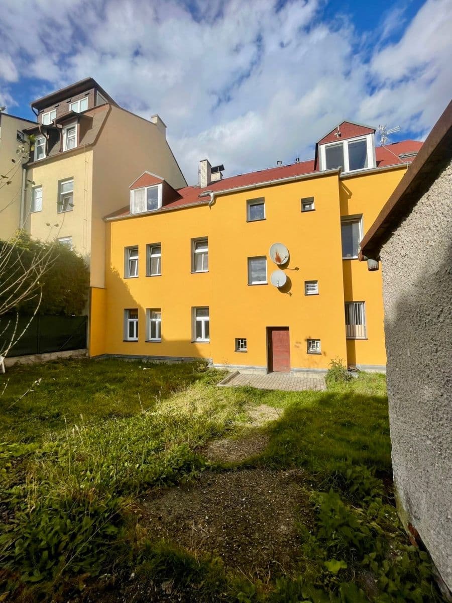 Prodej bytu 3+1 75 m², Dlouhá, Karlovy Vary, Karlovarský kraj Prodej bytu 3+1 75 m², Dlouhá, Karlovy Vary, Karlovarský kraj
