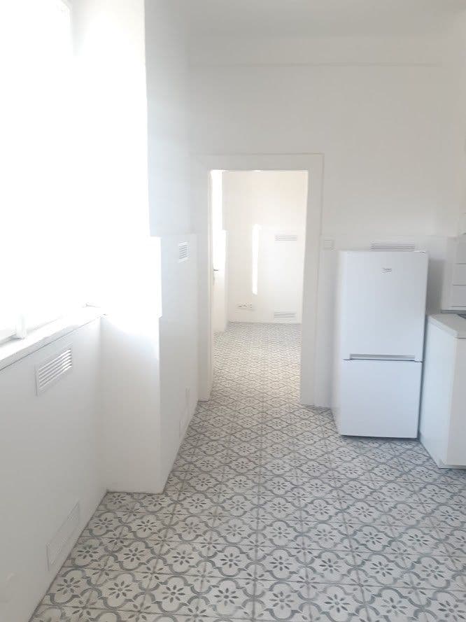 Pronájem bytu 2+kk 40 m², Kladenská, Praha, Praha Pronájem bytu 2+kk 40 m², Kladenská, Praha, Praha