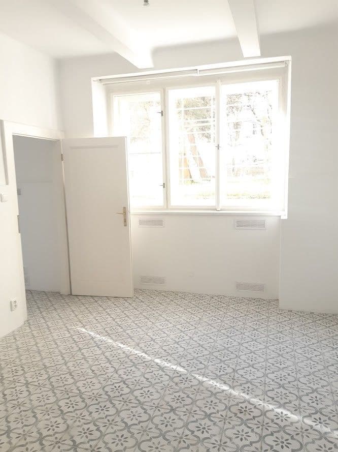 Pronájem bytu 2+kk 40 m², Kladenská, Praha, Praha Pronájem bytu 2+kk 40 m², Kladenská, Praha, Praha