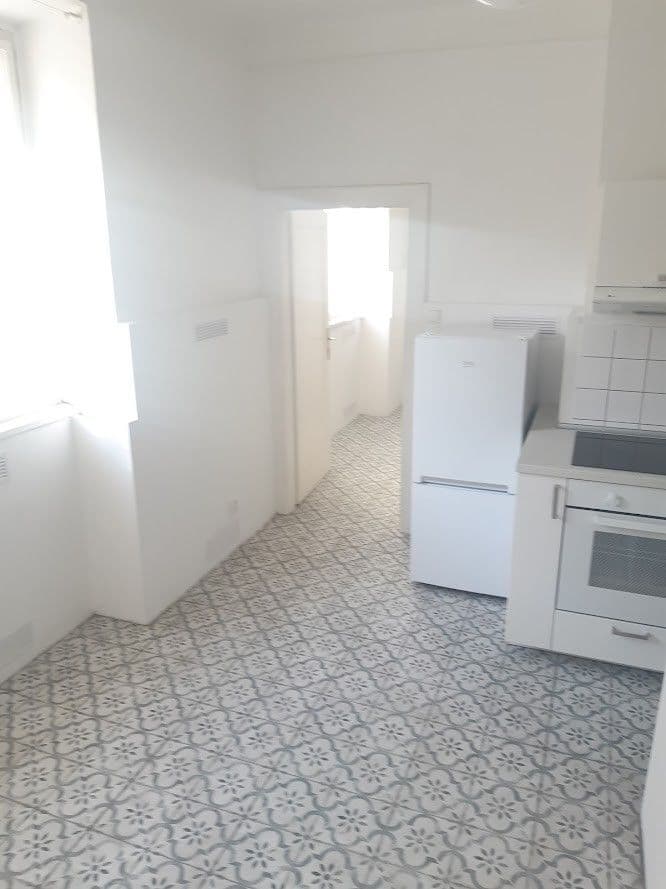 Pronájem bytu 2+kk 40 m², Kladenská, Praha, Praha Pronájem bytu 2+kk 40 m², Kladenská, Praha, Praha