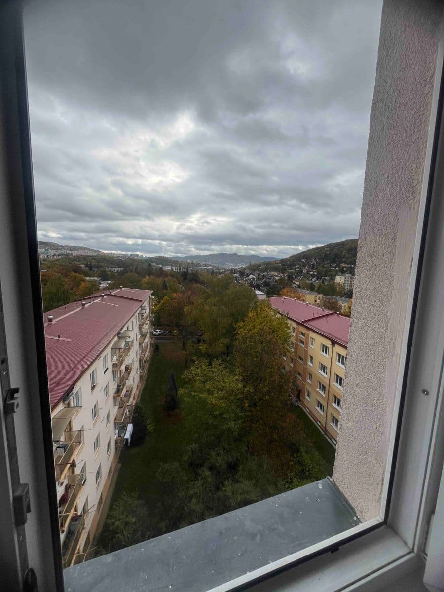 Pronájem bytu 1+kk 31 m², Dukelských hrdinů, Ústí nad Labem, Ústecký kraj Pronájem bytu 1+kk 31 m², Dukelských hrdinů, Ústí nad Labem, Ústecký kraj