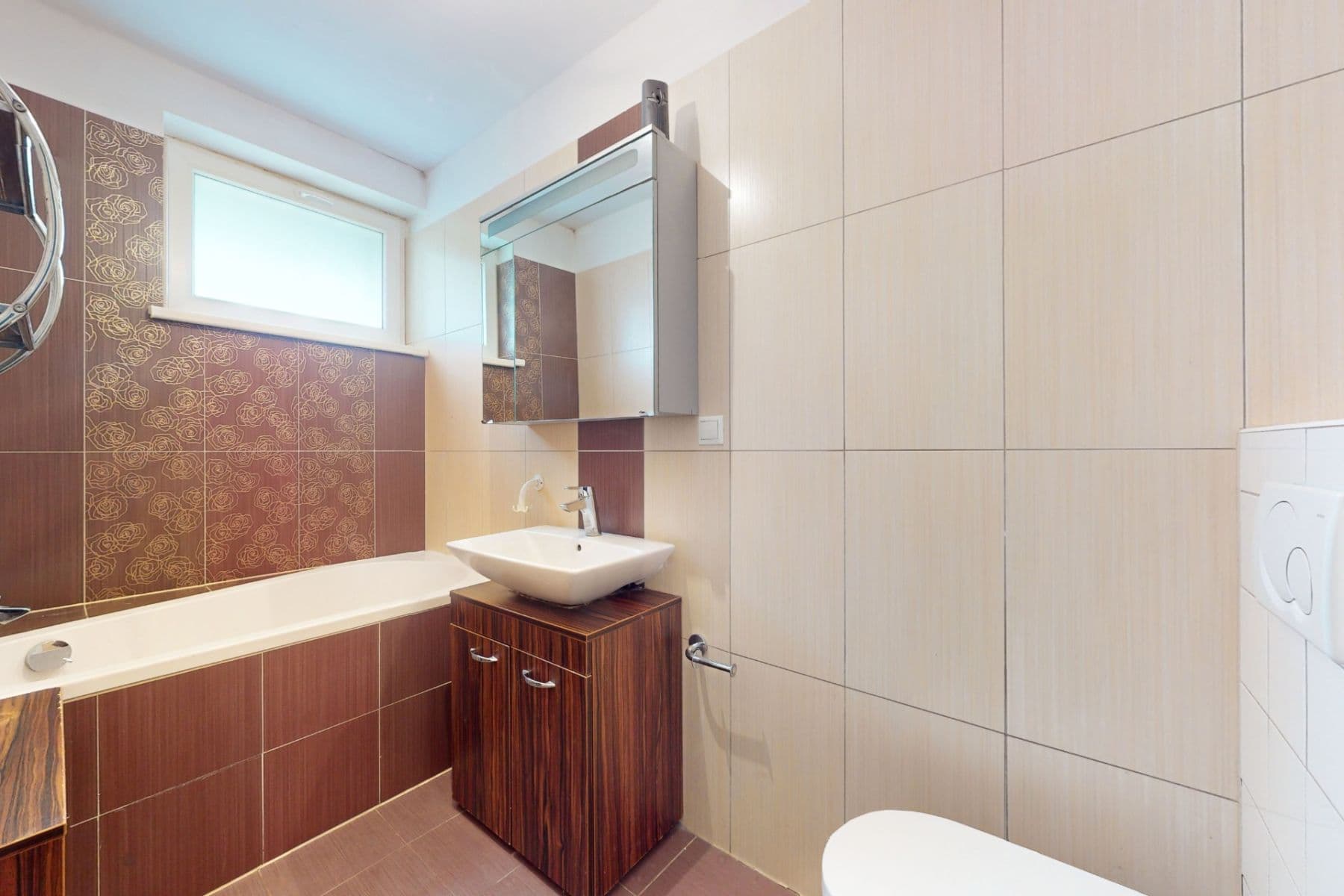 Prodej bytu 4+1 145 m², Dúhová, Rovinka, Bratislavský kraj Prodej bytu 4+1 145 m², Dúhová, Rovinka, Bratislavský kraj