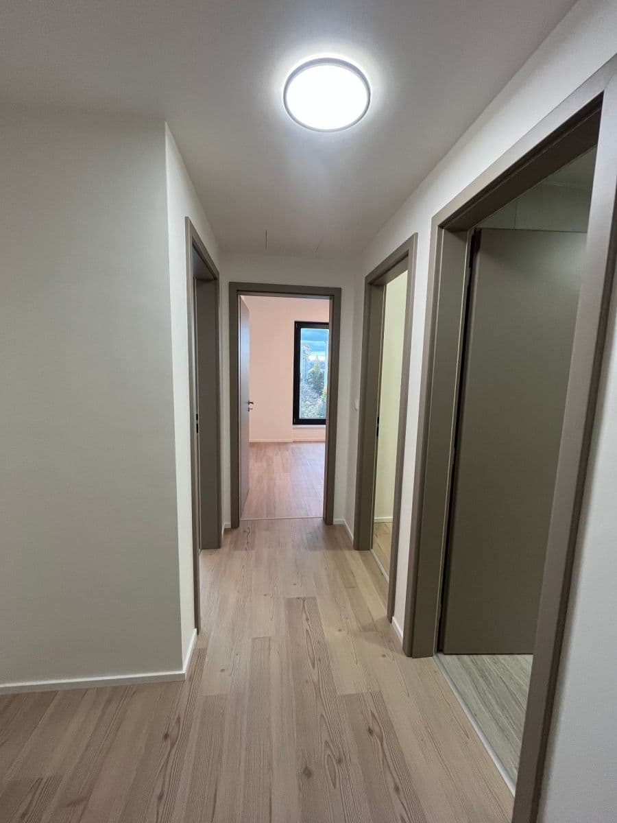 Pronájem bytu 2+kk 56 m², třída Generála Píky, Brno, Jihomoravský kraj Pronájem bytu 2+kk 56 m², třída Generála Píky, Brno, Jihomoravský kraj