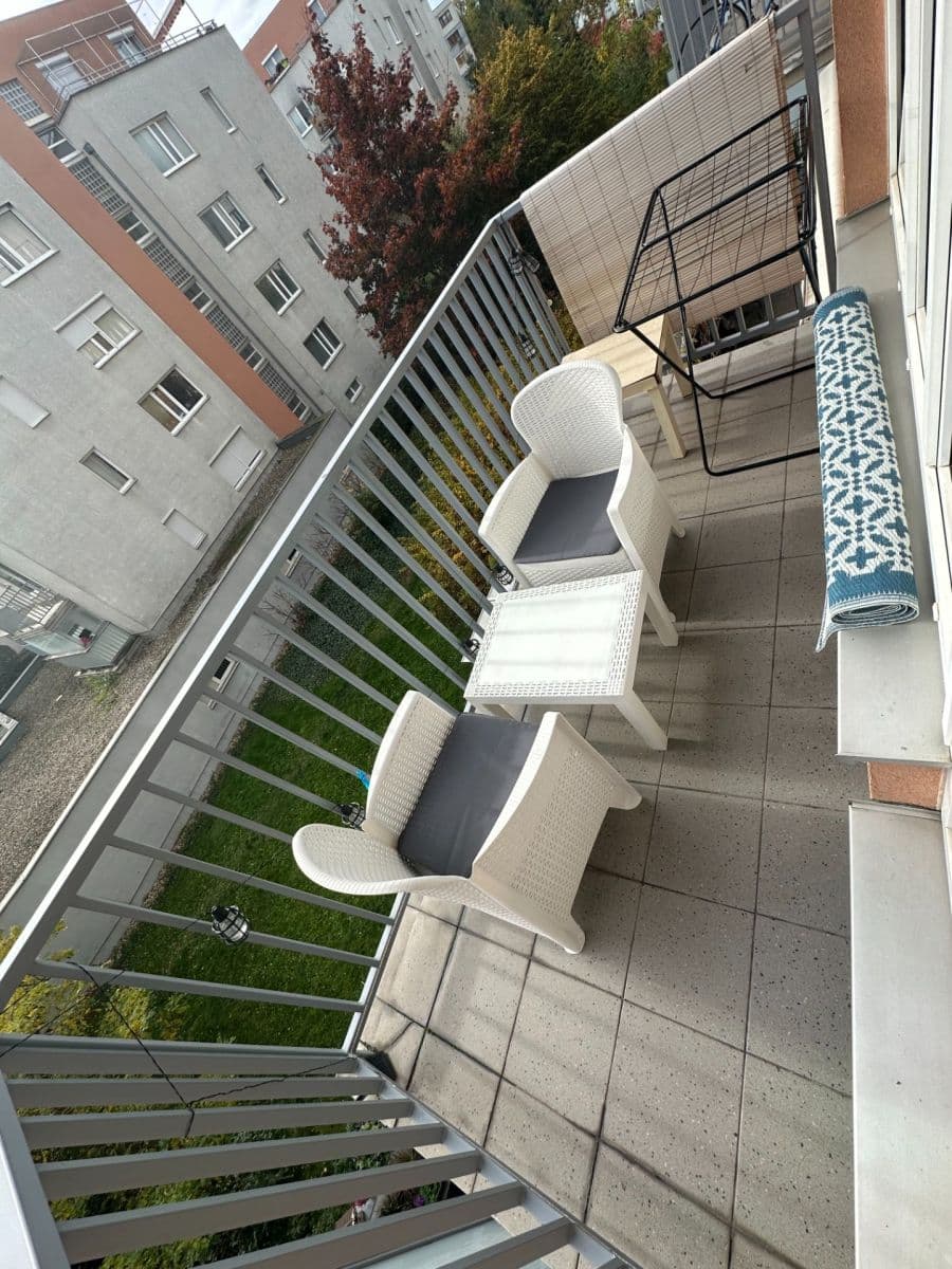 Pronájem bytu 1+1 39 m², Počernická, Praha, Praha Pronájem bytu 1+1 39 m², Počernická, Praha, Praha