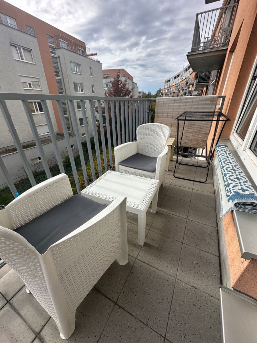 Pronájem bytu 1+1 39 m², Počernická, Praha, Praha Pronájem bytu 1+1 39 m², Počernická, Praha, Praha