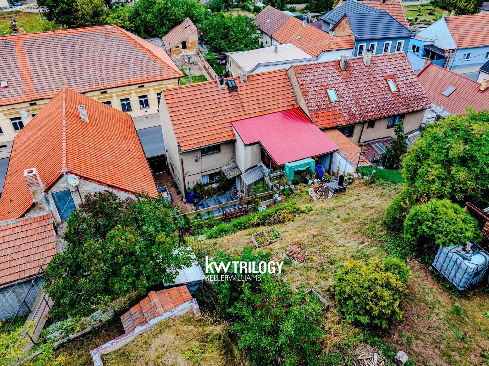 Prodej domu 118 m², pozemek 793 m², Nádražní, Klobuky, Středočeský kraj Prodej domu 118 m², pozemek 793 m², Nádražní, Klobuky, Středočeský kraj