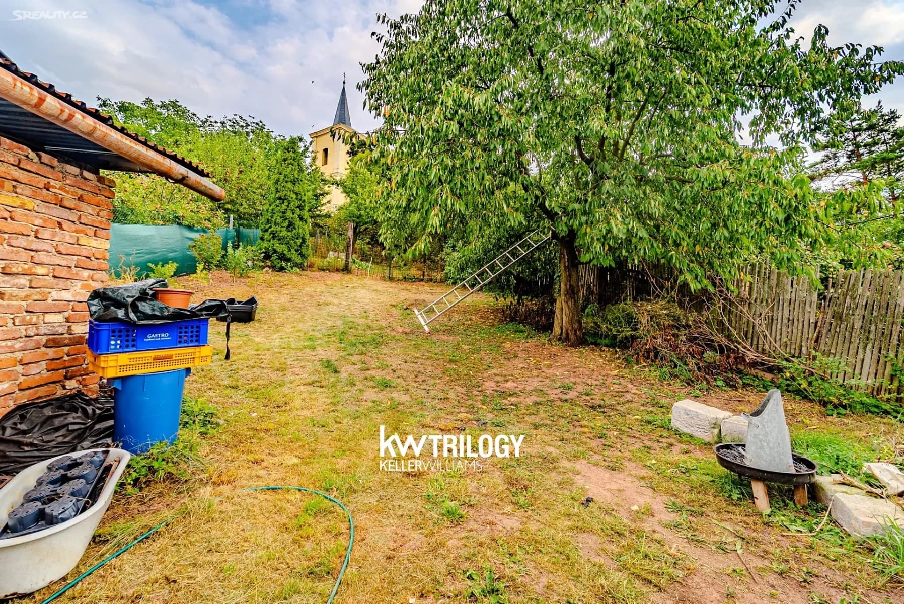 Prodej domu 118 m², pozemek 793 m², Nádražní, Klobuky, Středočeský kraj Prodej domu 118 m², pozemek 793 m², Nádražní, Klobuky, Středočeský kraj