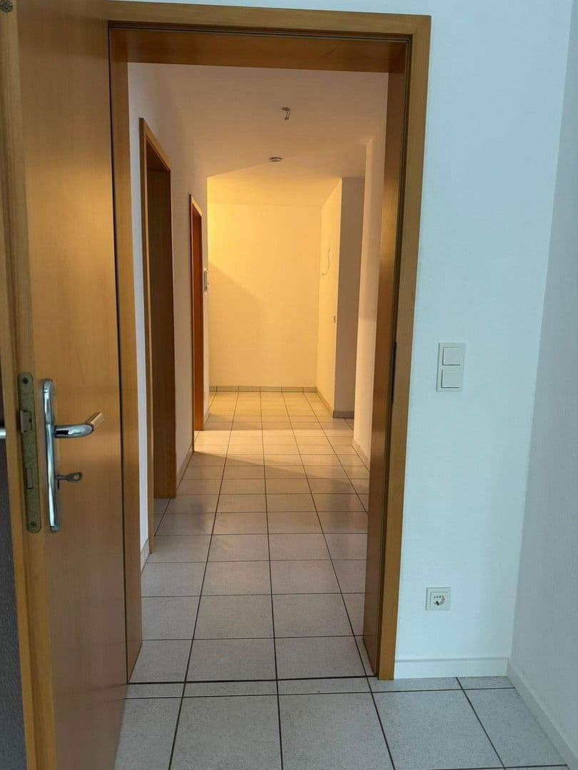 Pronájem bytu 3+1 105 m², Bad Neuenahr-Ahrweiler, Porýní-Falc Pronájem bytu 3+1 105 m², Bad Neuenahr-Ahrweiler, Porýní-Falc