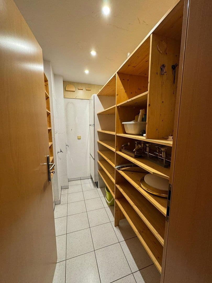 Pronájem bytu 3+1 105 m², Bad Neuenahr-Ahrweiler, Porýní-Falc Pronájem bytu 3+1 105 m², Bad Neuenahr-Ahrweiler, Porýní-Falc
