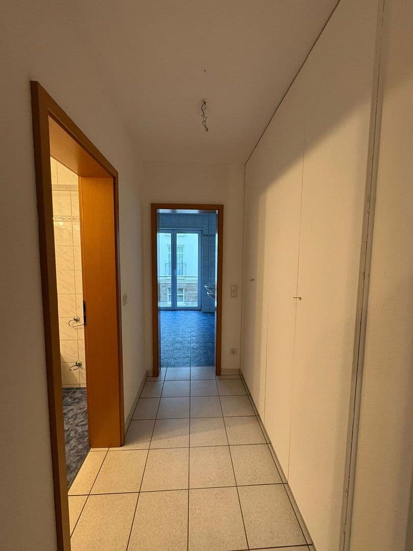 Pronájem bytu 3+1 105 m², Bad Neuenahr-Ahrweiler, Porýní-Falc Pronájem bytu 3+1 105 m², Bad Neuenahr-Ahrweiler, Porýní-Falc