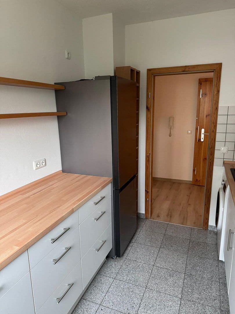 Pronájem bytu 3+1 74 m², Hochheim, Hessen Pronájem bytu 3+1 74 m², Hochheim, Hessen