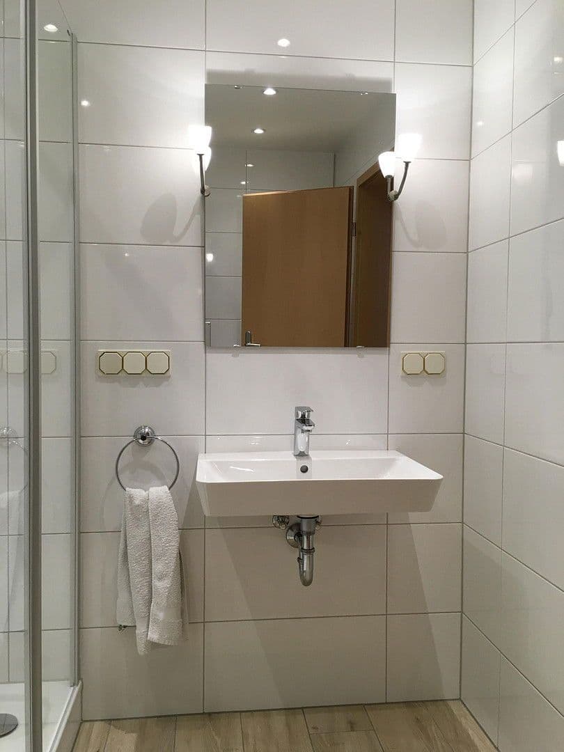 Pronájem bytu 2+1 73 m², Bad Neuenahr-Ahrweiler, Porýní-Falc Pronájem bytu 2+1 73 m², Bad Neuenahr-Ahrweiler, Porýní-Falc