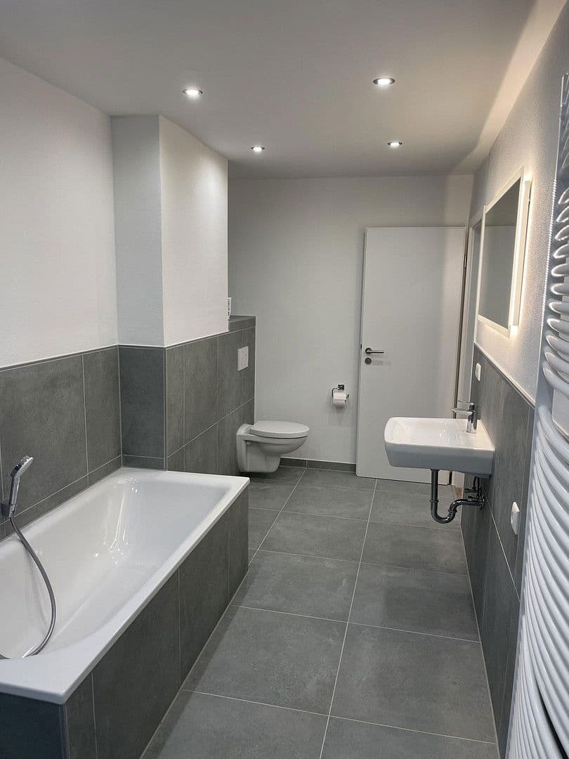 Pronájem bytu 4+1 120 m², Herne, Severní Porýní-Vestfálsko Pronájem bytu 4+1 120 m², Herne, Severní Porýní-Vestfálsko