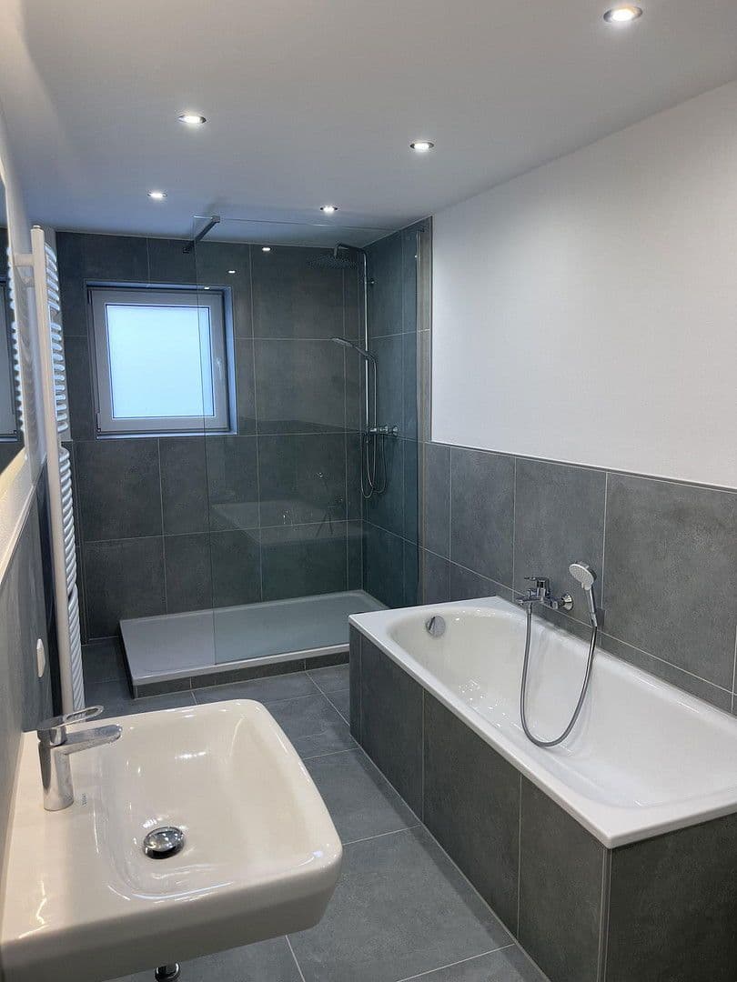 Pronájem bytu 4+1 120 m², Herne, Severní Porýní-Vestfálsko Pronájem bytu 4+1 120 m², Herne, Severní Porýní-Vestfálsko