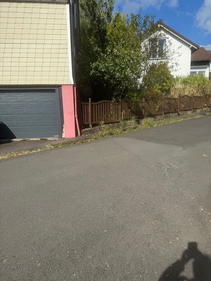 Prodej domu 125 m², pozemek 194 m², Rensdorfstrasse 19, Neunkirchen, Severní Porýní-Vestfálsko Prodej domu 125 m², pozemek 194 m², Rensdorfstrasse 19, Neunkirchen, Severní Porýní-Vestfálsko