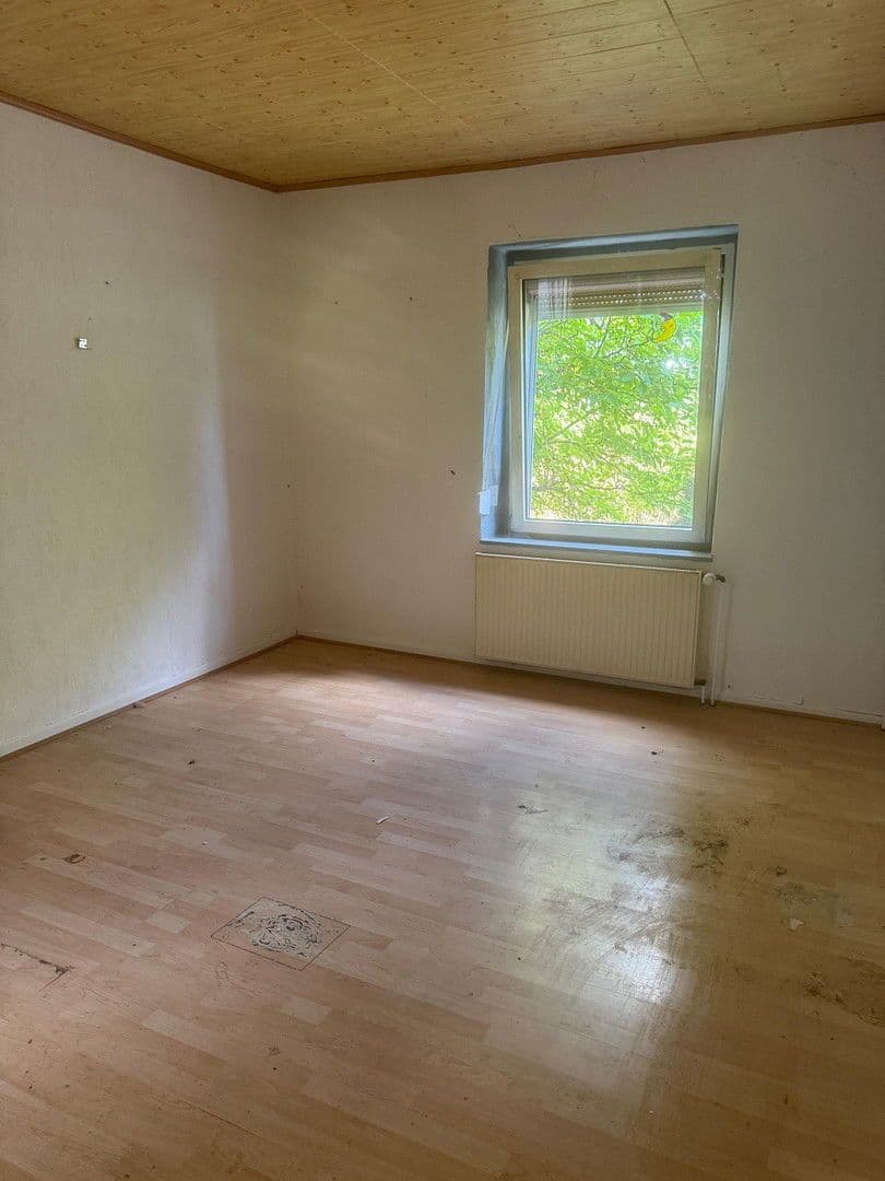 Prodej domu 125 m², pozemek 194 m², Rensdorfstrasse 19, Neunkirchen, Severní Porýní-Vestfálsko Prodej domu 125 m², pozemek 194 m², Rensdorfstrasse 19, Neunkirchen, Severní Porýní-Vestfálsko