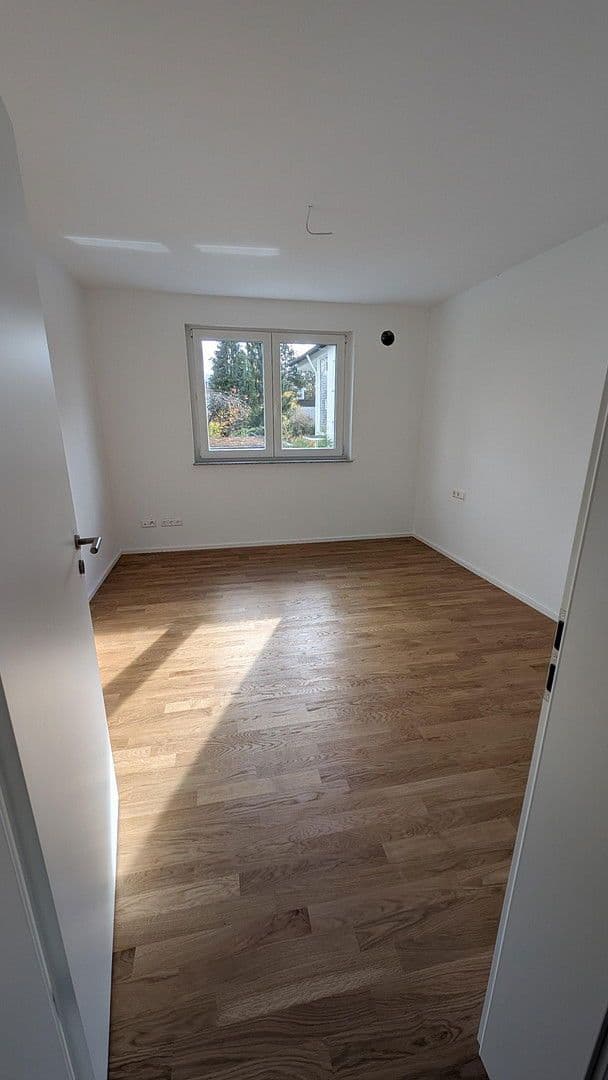 Pronájem bytu 3+1 88 m², Rutesheimerstr. 12, Sindelfingen, Bádensko-Württembersko Pronájem bytu 3+1 88 m², Rutesheimerstr. 12, Sindelfingen, Bádensko-Württembersko