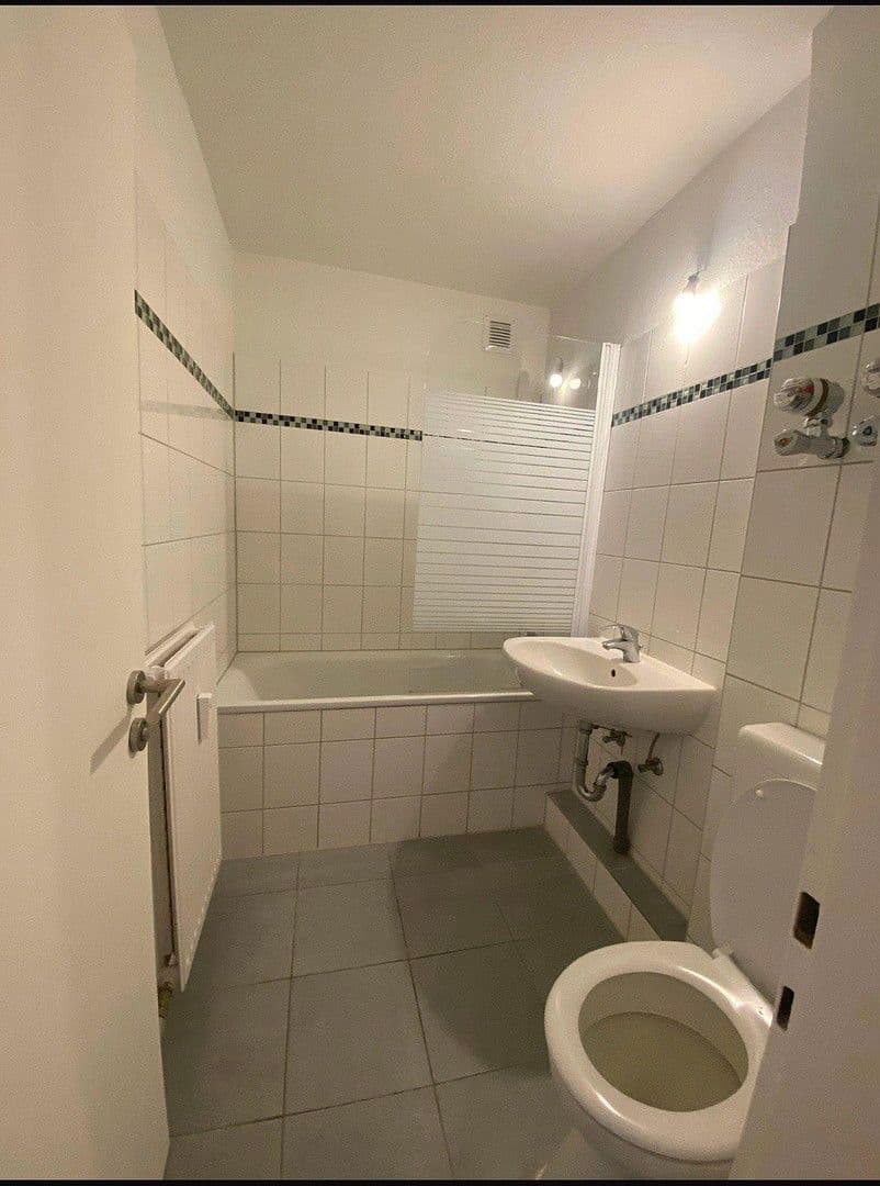 Pronájem bytu 2+1 57 m², Kaiserslautern, Porýní-Falc Pronájem bytu 2+1 57 m², Kaiserslautern, Porýní-Falc