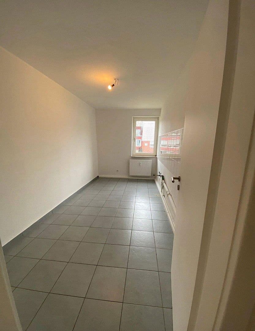 Pronájem bytu 2+1 57 m², Kaiserslautern, Porýní-Falc Pronájem bytu 2+1 57 m², Kaiserslautern, Porýní-Falc
