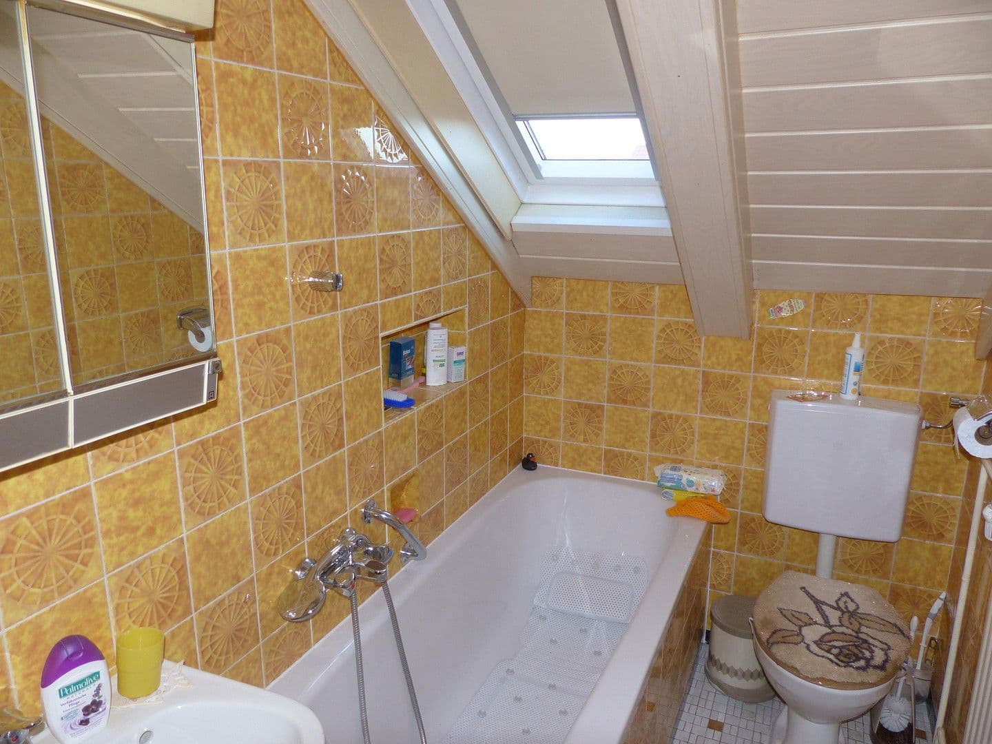 Prodej domu 262 m², pozemek 465 m², Ansbach-Meinhardswinden, Bavorsko Prodej domu 262 m², pozemek 465 m², Ansbach-Meinhardswinden, Bavorsko