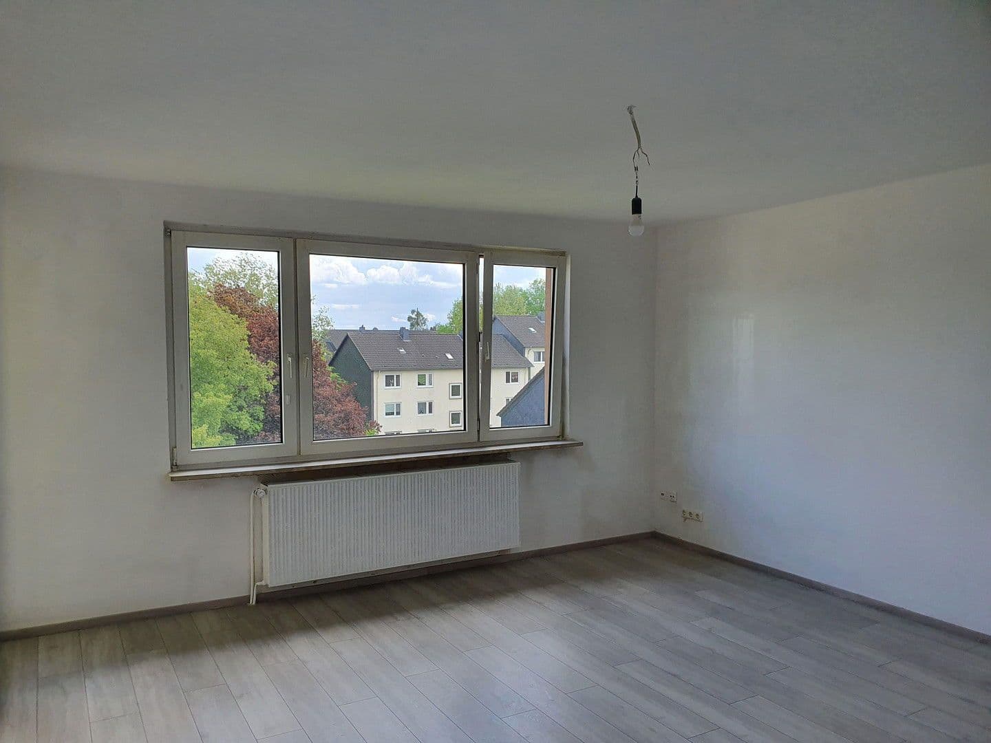 Prodej bytu 3+1 65 m², Stettiner Str. 9, Heiligenhaus, Severní Porýní-Vestfálsko Prodej bytu 3+1 65 m², Stettiner Str. 9, Heiligenhaus, Severní Porýní-Vestfálsko