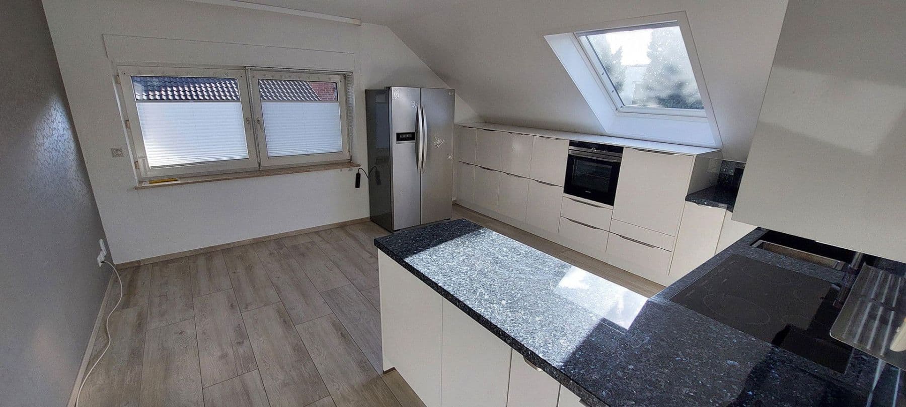 Pronájem bytu 2+1 117 m², Ratingen, Severní Porýní-Vestfálsko Pronájem bytu 2+1 117 m², Ratingen, Severní Porýní-Vestfálsko