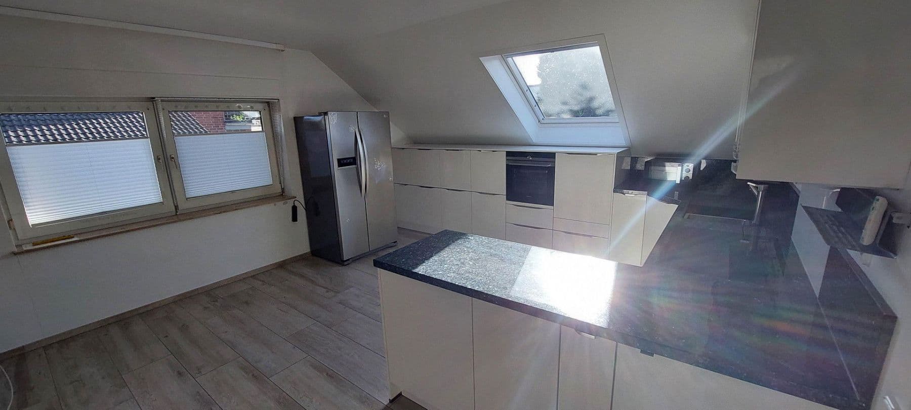 Pronájem bytu 2+1 117 m², Ratingen, Severní Porýní-Vestfálsko Pronájem bytu 2+1 117 m², Ratingen, Severní Porýní-Vestfálsko