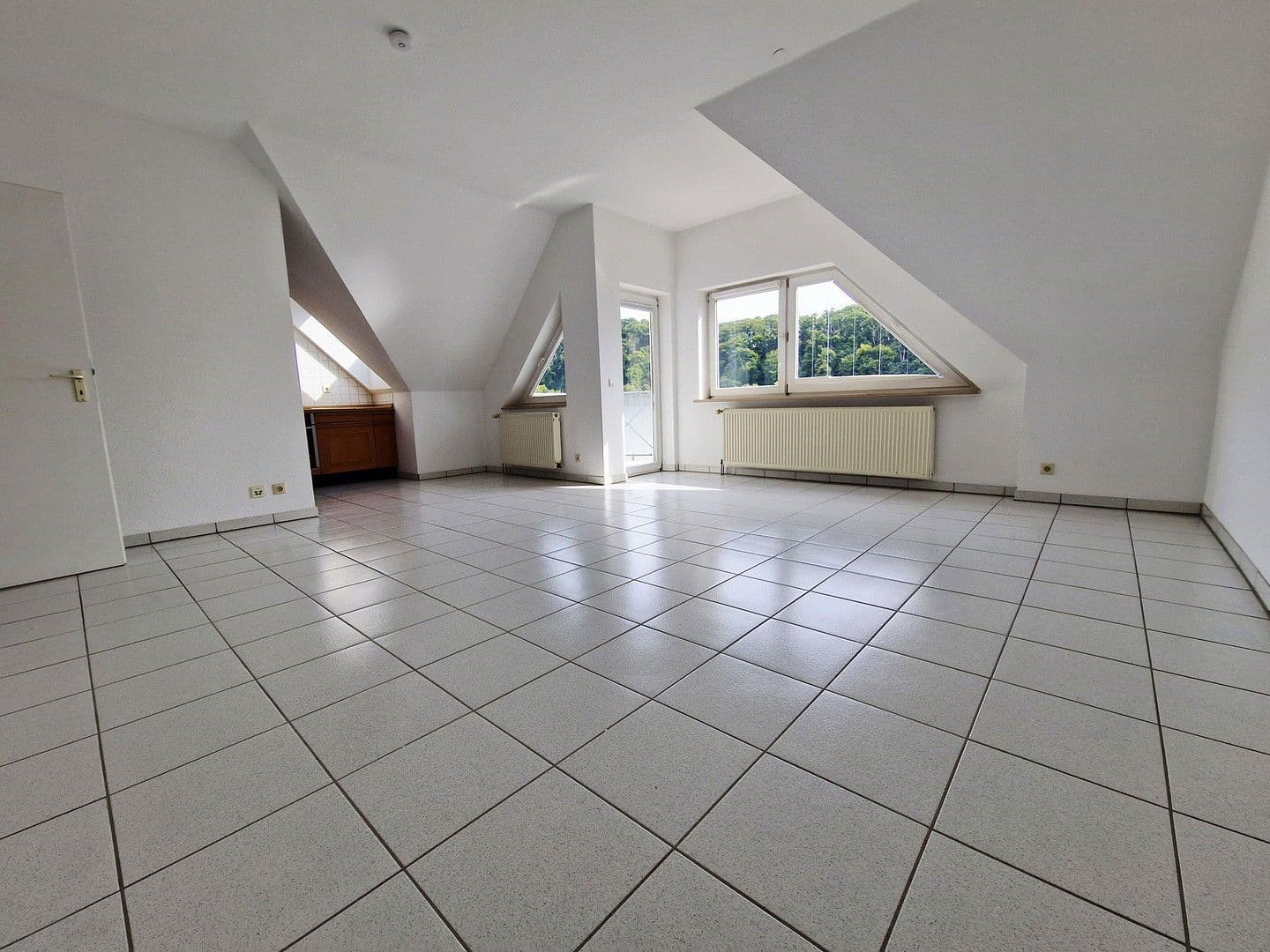 Prodej bytu 2+1 67 m², Garterlaie 26-34, Wuppertal, Severní Porýní-Vestfálsko Prodej bytu 2+1 67 m², Garterlaie 26-34, Wuppertal, Severní Porýní-Vestfálsko
