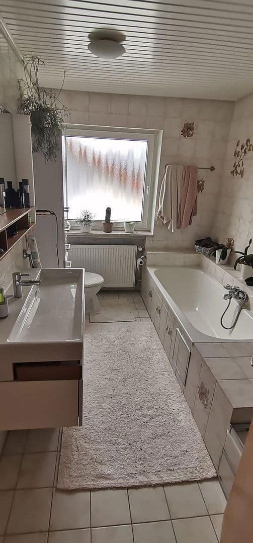 Pronájem bytu 3+kk 80 m², Kirchweg 5, Gemmingen, Bádensko-Württembersko Pronájem bytu 3+kk 80 m², Kirchweg 5, Gemmingen, Bádensko-Württembersko