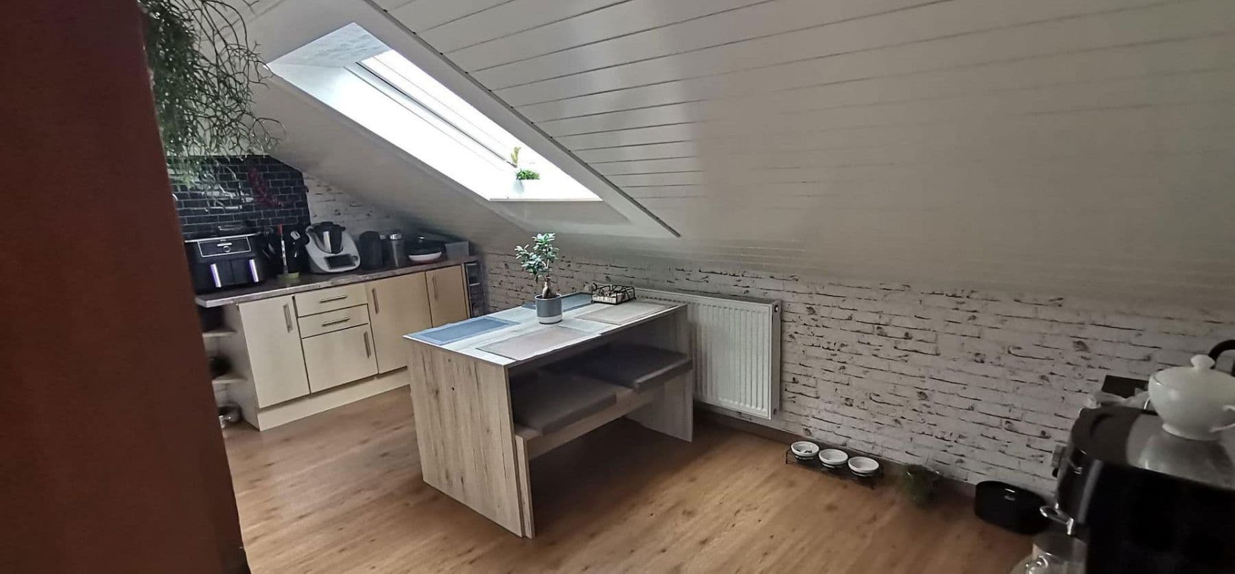 Pronájem bytu 3+kk 80 m², Kirchweg 5, Gemmingen, Bádensko-Württembersko Pronájem bytu 3+kk 80 m², Kirchweg 5, Gemmingen, Bádensko-Württembersko