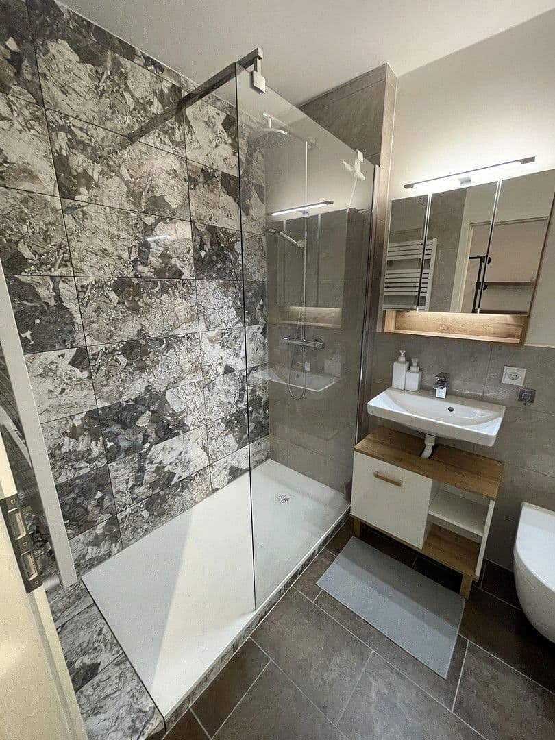 Pronájem bytu 1+1 45 m², München, Bavorsko Pronájem bytu 1+1 45 m², München, Bavorsko
