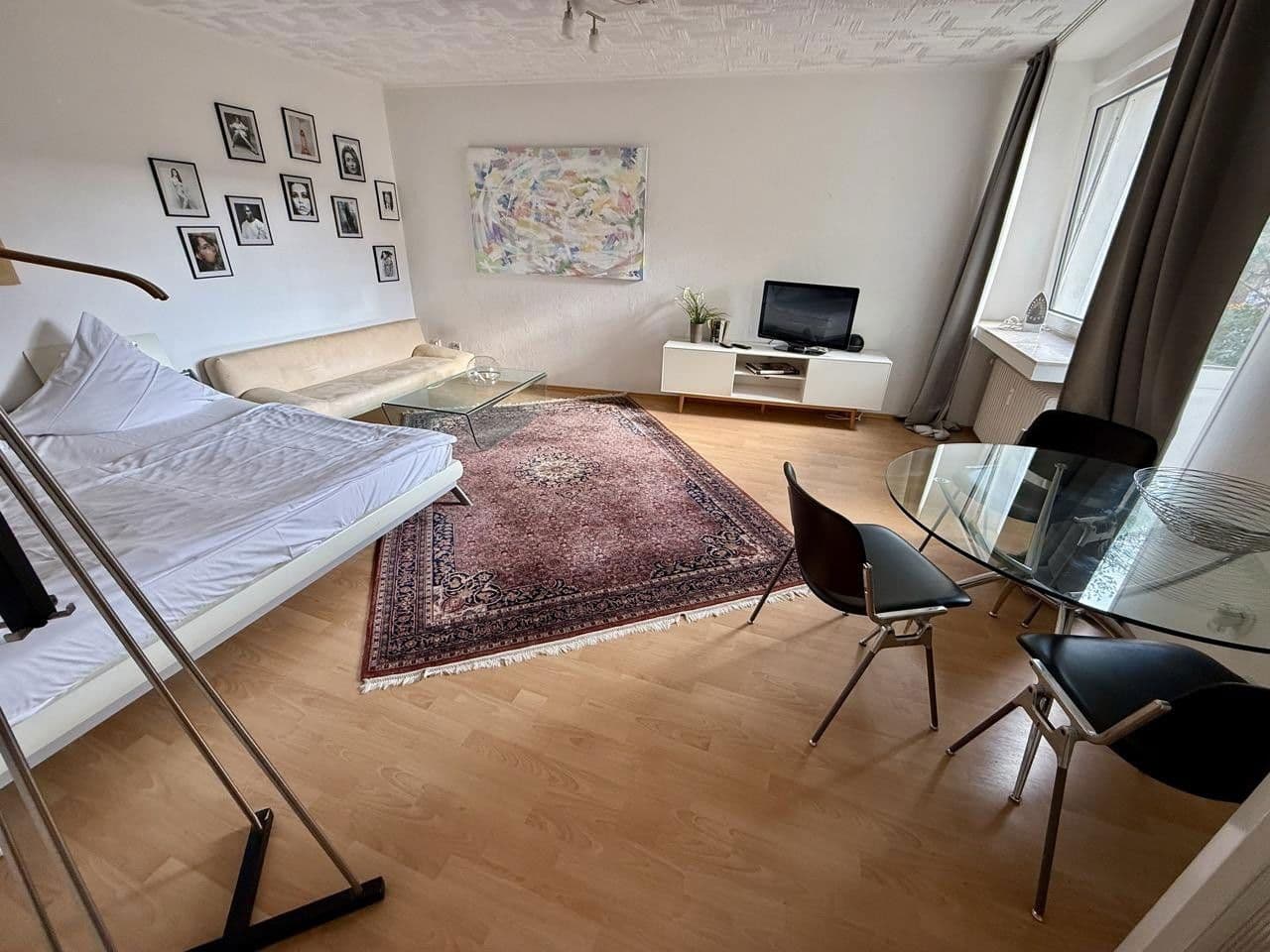 Pronájem bytu 1+1 43 m², Hannover, Dolní Sasko Pronájem bytu 1+1 43 m², Hannover, Dolní Sasko