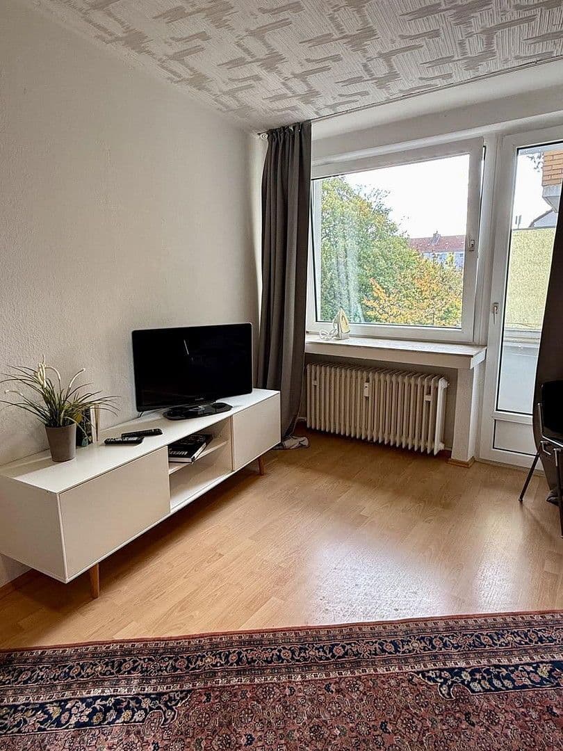 Pronájem bytu 1+1 43 m², Hannover, Dolní Sasko Pronájem bytu 1+1 43 m², Hannover, Dolní Sasko