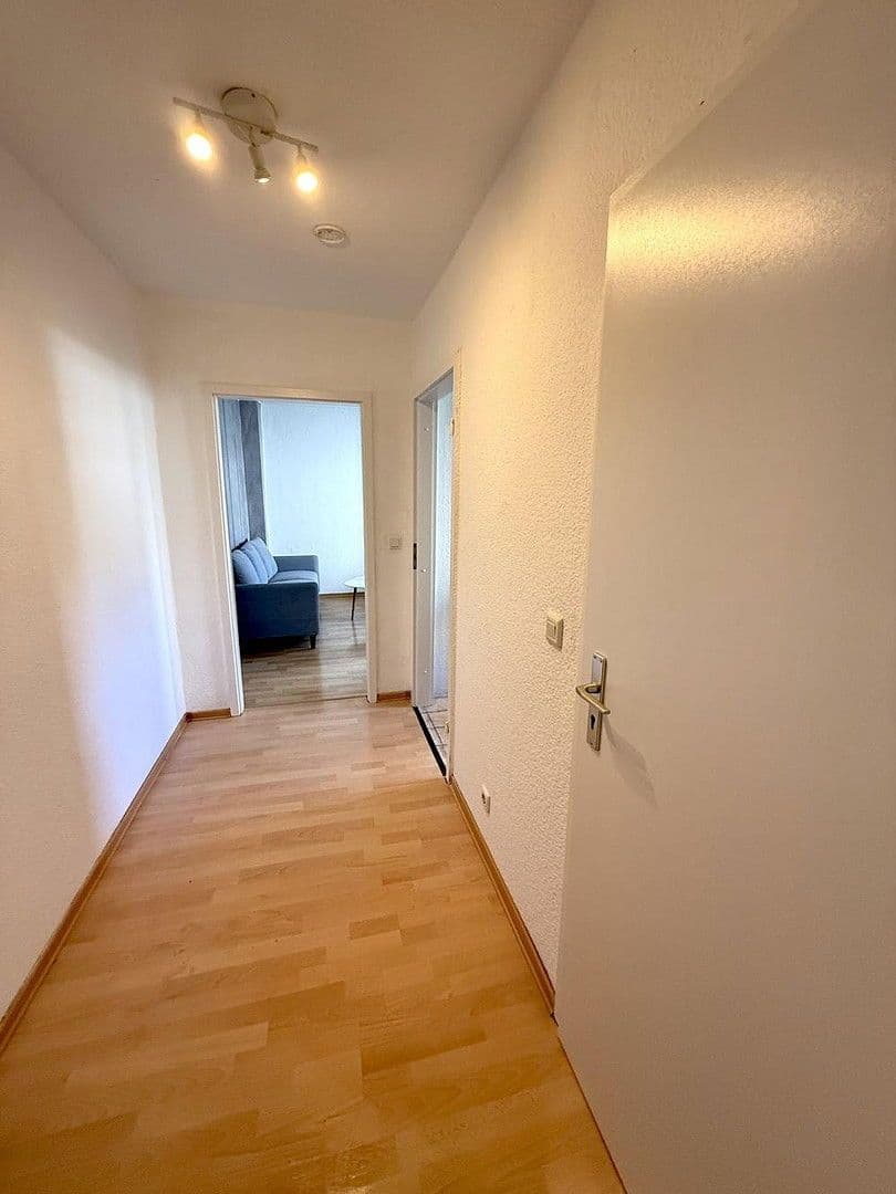 Pronájem bytu 1+1 30 m², Langenhagen, Dolní Sasko Pronájem bytu 1+1 30 m², Langenhagen, Dolní Sasko