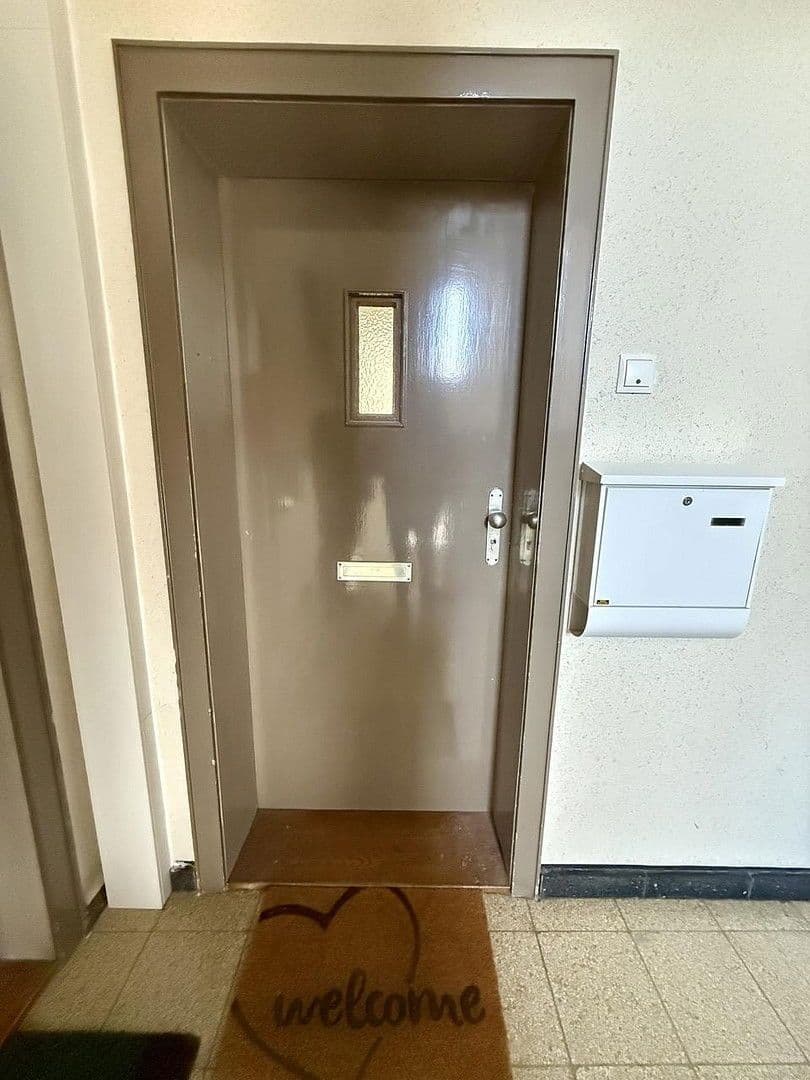 Pronájem bytu 1+1 43 m², Hannover, Dolní Sasko Pronájem bytu 1+1 43 m², Hannover, Dolní Sasko