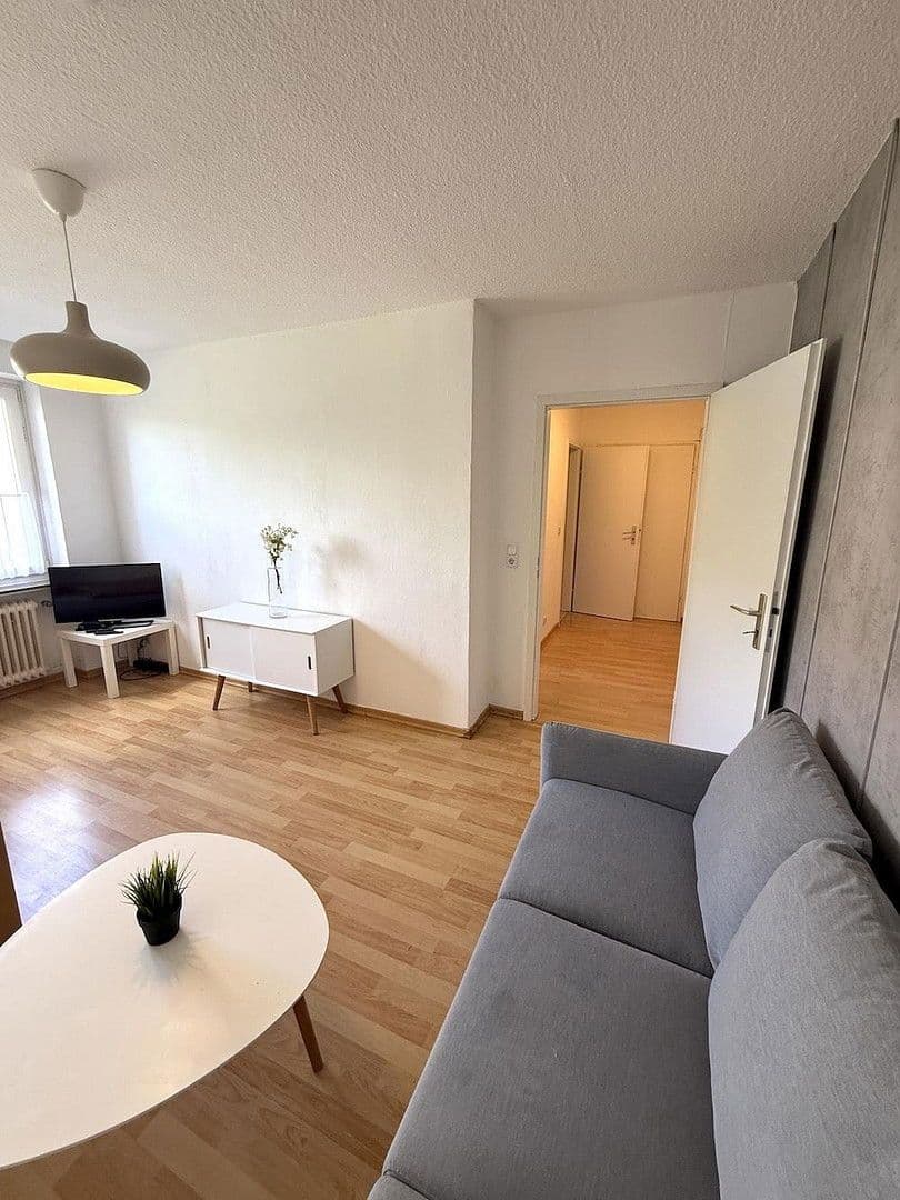 Pronájem bytu 1+1 30 m², Langenhagen, Dolní Sasko Pronájem bytu 1+1 30 m², Langenhagen, Dolní Sasko