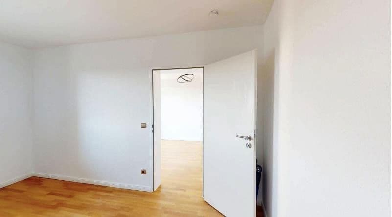 Pronájem bytu 2+1 50 m², Robert-Schumann-Weg 10, Paderborn, Severní Porýní-Vestfálsko Pronájem bytu 2+1 50 m², Robert-Schumann-Weg 10, Paderborn, Severní Porýní-Vestfálsko