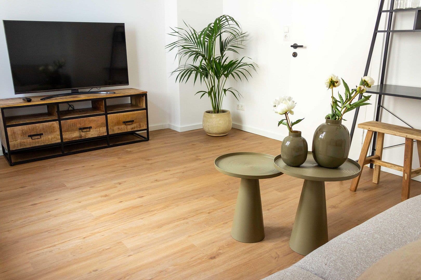 Pronájem bytu 2+1 44 m², Olgastr. 26, Bremen, Bremen Pronájem bytu 2+1 44 m², Olgastr. 26, Bremen, Bremen