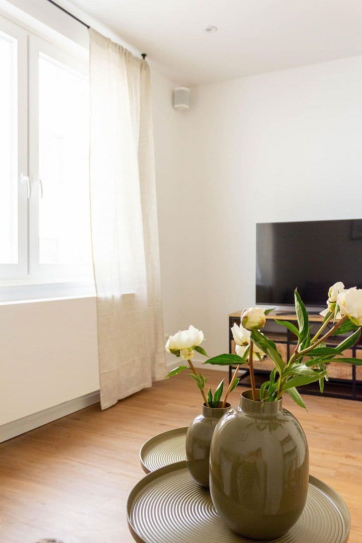 Pronájem bytu 2+1 44 m², Olgastr. 26, Bremen, Bremen Pronájem bytu 2+1 44 m², Olgastr. 26, Bremen, Bremen