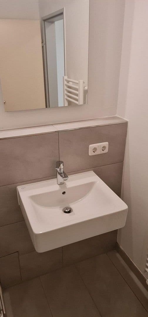 Pronájem bytu 1+1 40 m², bayernstraße 2e, Klosterlechfeld, Bavorsko Pronájem bytu 1+1 40 m², bayernstraße 2e, Klosterlechfeld, Bavorsko