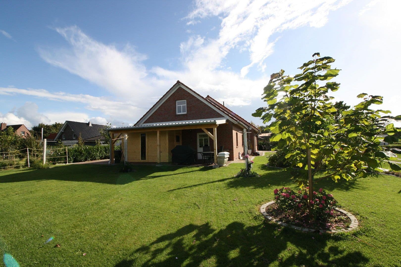 Prodej domu 165 m², pozemek 983 m², Linienweg 5 c, Berumbur, Dolní Sasko Prodej domu 165 m², pozemek 983 m², Linienweg 5 c, Berumbur, Dolní Sasko