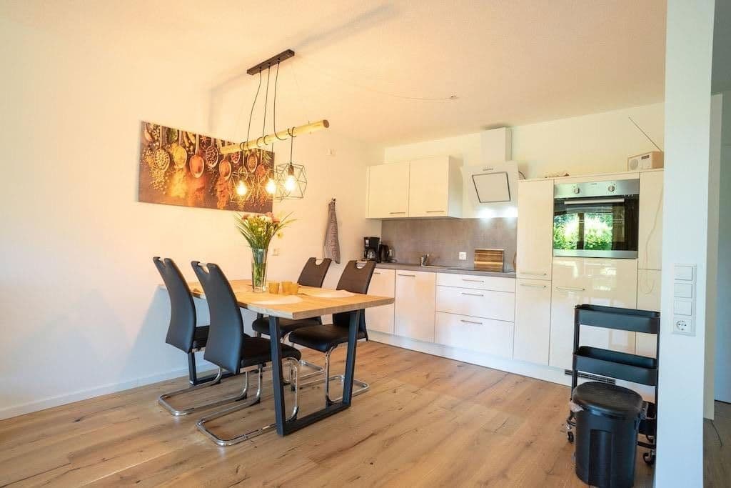 Pronájem bytu 2+1 64 m², Gaienhofen, Bádensko-Württembersko Pronájem bytu 2+1 64 m², Gaienhofen, Bádensko-Württembersko