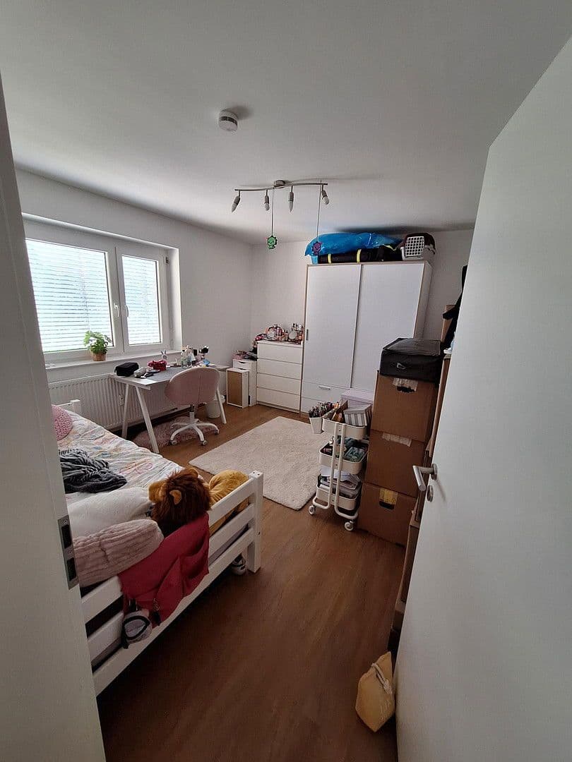 Pronájem bytu 5+1 125 m², Reuther Str. 25, Forchheim, Bavorsko Pronájem bytu 5+1 125 m², Reuther Str. 25, Forchheim, Bavorsko