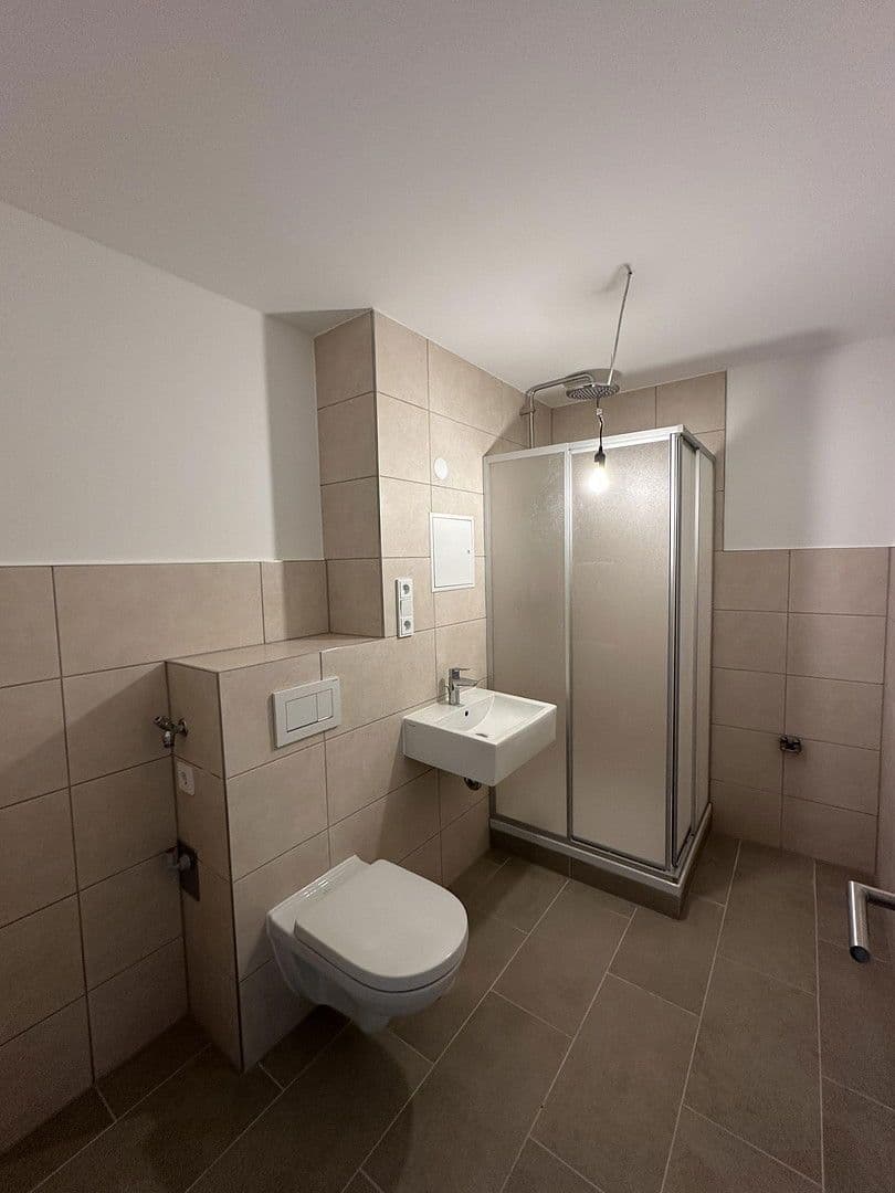 Prodej bytu 2+1 64 m², Adolf-Baeyer-Damm 30, München, Bavorsko Prodej bytu 2+1 64 m², Adolf-Baeyer-Damm 30, München, Bavorsko