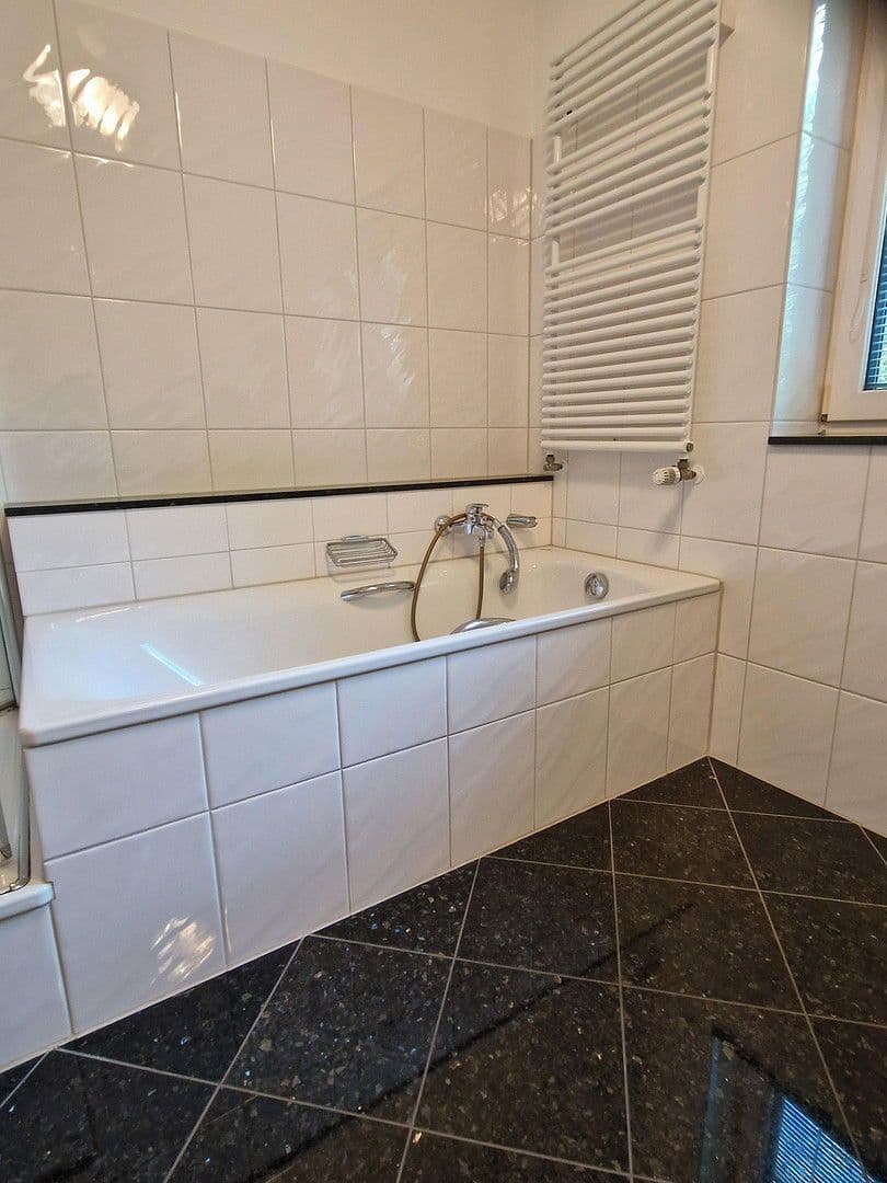 Pronájem bytu 3+kk 89 m², Recklinghausen, Severní Porýní-Vestfálsko Pronájem bytu 3+kk 89 m², Recklinghausen, Severní Porýní-Vestfálsko